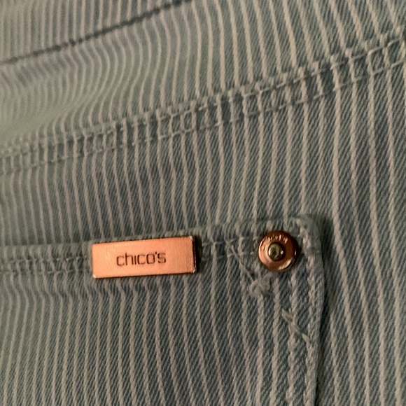 Chico’s Slim leg ankle pants - Picture 4 of 4